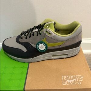 🔥 NIKE Air Max 1 SP “Anthracite / Pear” – Men’s Size 11 – NEW w/ Box 🔥